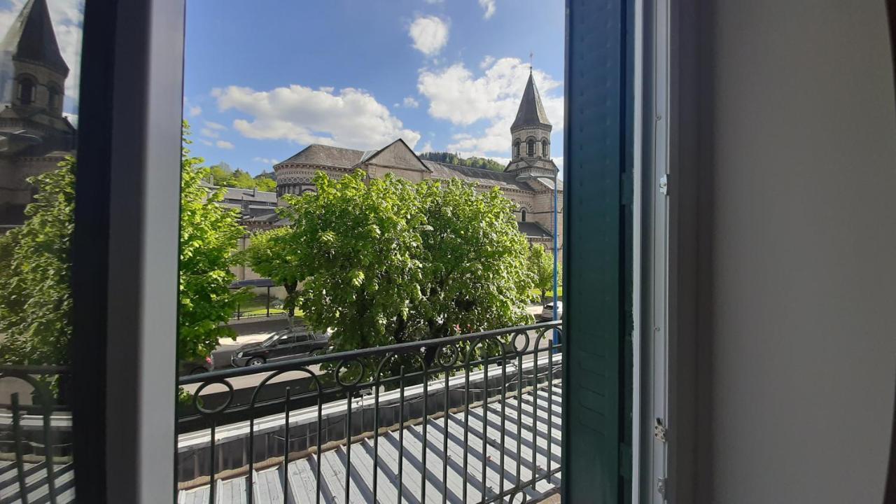 Hotel Le Geneve La Bourboule Exterior foto