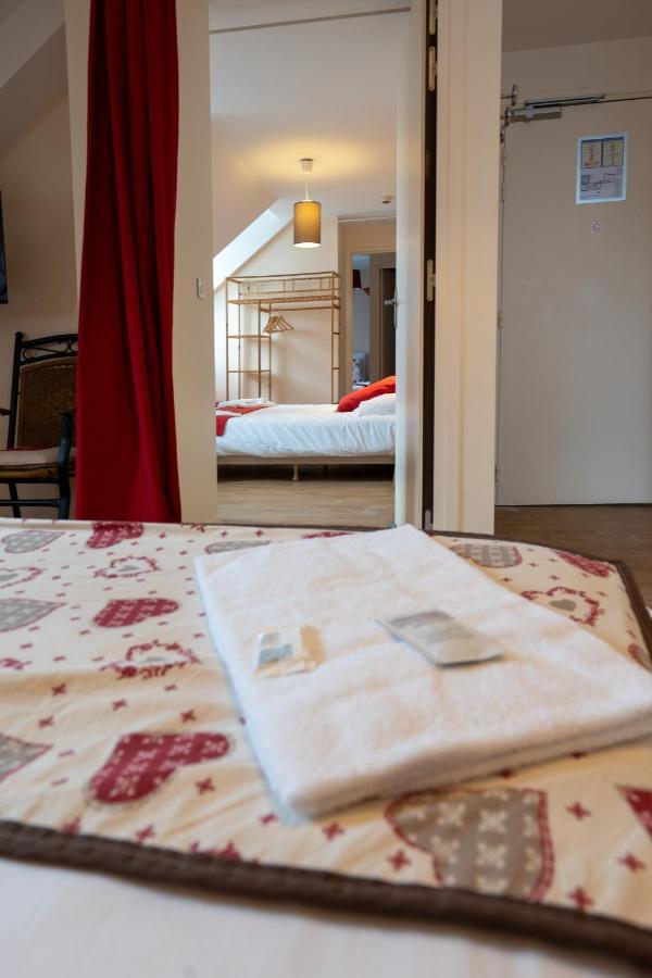 Hotel Le Geneve La Bourboule Exterior foto