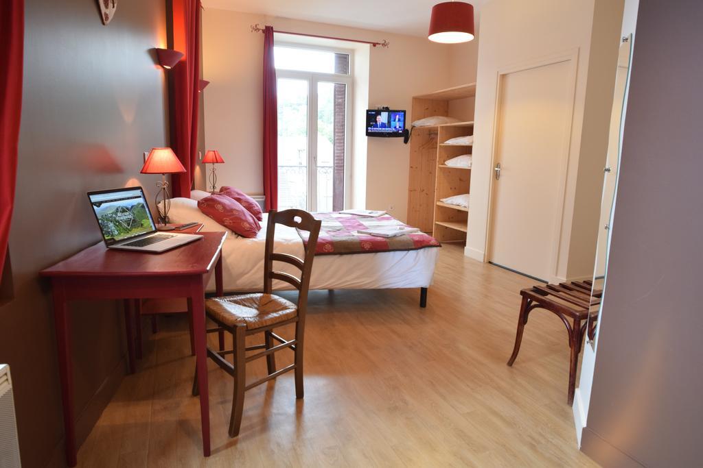 Hotel Le Geneve La Bourboule Exterior foto