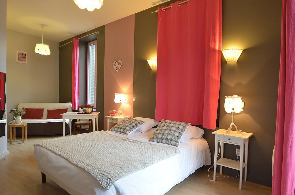 Hotel Le Geneve La Bourboule Exterior foto