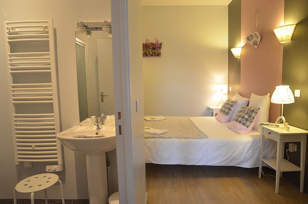 Hotel Le Geneve La Bourboule Exterior foto
